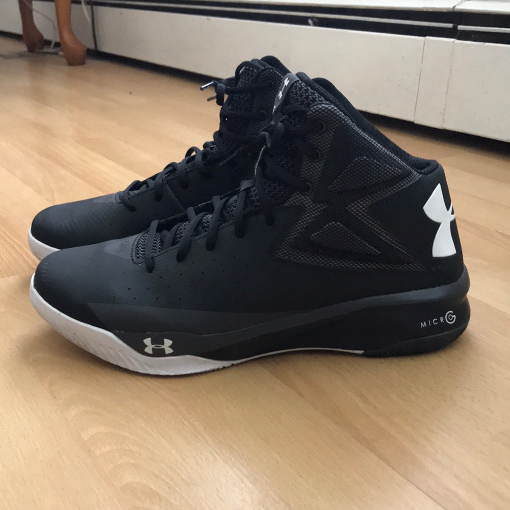 UA Rocket Basketball shoes